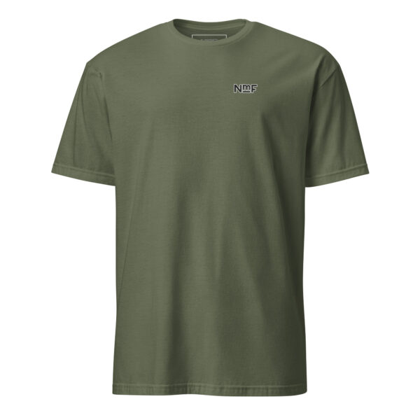 unisex-basic-softstyle-t-shirt-military-green-front-69ec8fa576bf7.jpg Remera basica manga corta corazon latam
