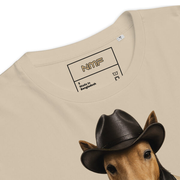 unisex-organic-cotton-creator-2.0-t-shirt-desert-dust-product-details-2-69e7a92482e71.jpg Remera premium manga corta kavaju’i