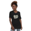 unisex-v-neck-tee-black-front-69dba2ba62bad.jpg Remera manga corta Rohayhu PY cuello pico