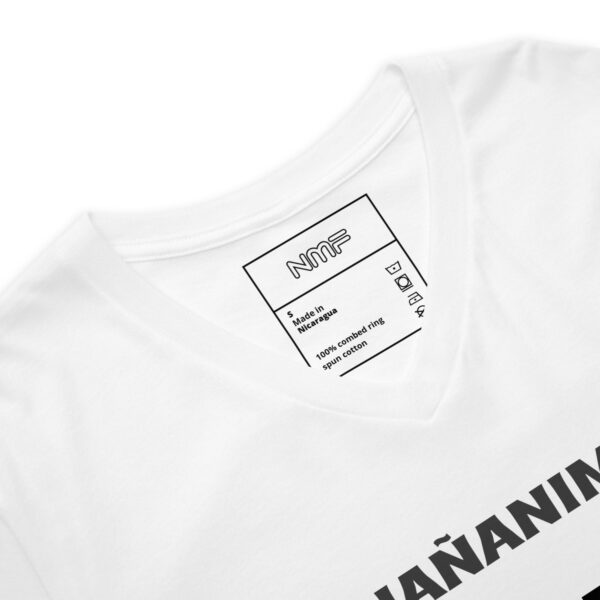 unisex-v-neck-tee-white-product-details-69e0faa8e3166.jpg Remera manga corta Nañanimãi cuello pico