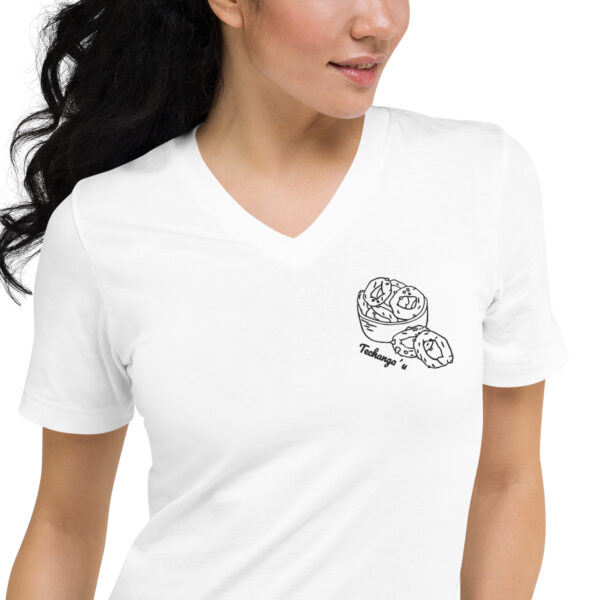 unisex-v-neck-tee-white-zoomed-in-69e649662554a.jpg Remera manga corta bordada La chipera cuello pico