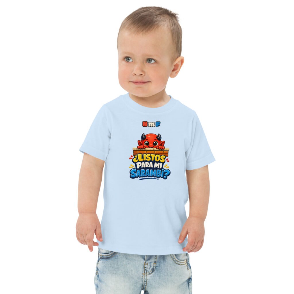 Niño con remera básica Sarambi de diseño paraguayo